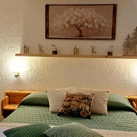 La Casetta Sulla Fontana Hébergement de vacances *